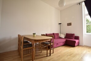 Family Condo, 3 Bedrooms | Living area | TV - Ferienwohnung Villa Weyermann (Leichlingen)