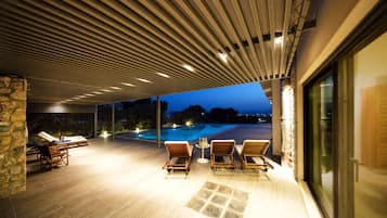 Vila, 4 quartos, piscina particular | Vista do quarto