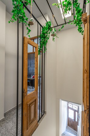 Interior entrance - Casa Poli (Rhodes)