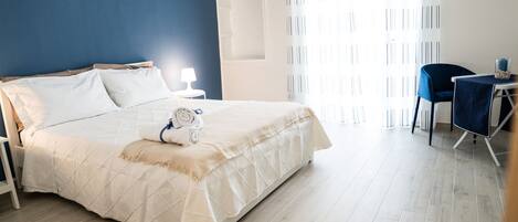 2 bedrooms, desk, soundproofing, iron/ironing board