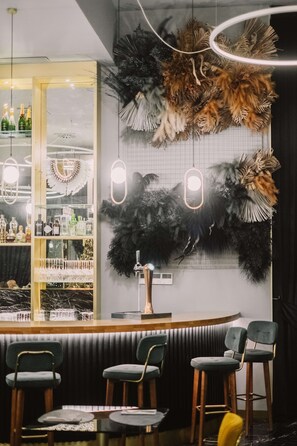 Bar (en el alojamiento)