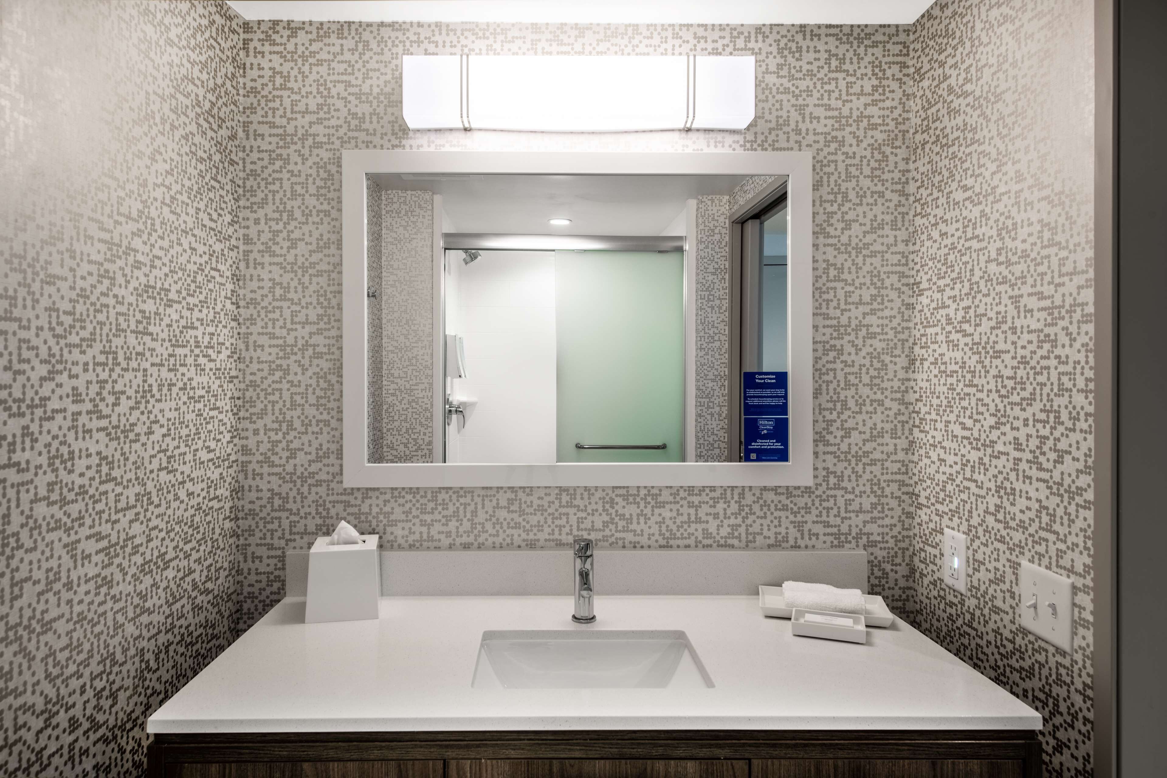 Photo - Home2 Suites By Hilton Phoenix Airport North, Az