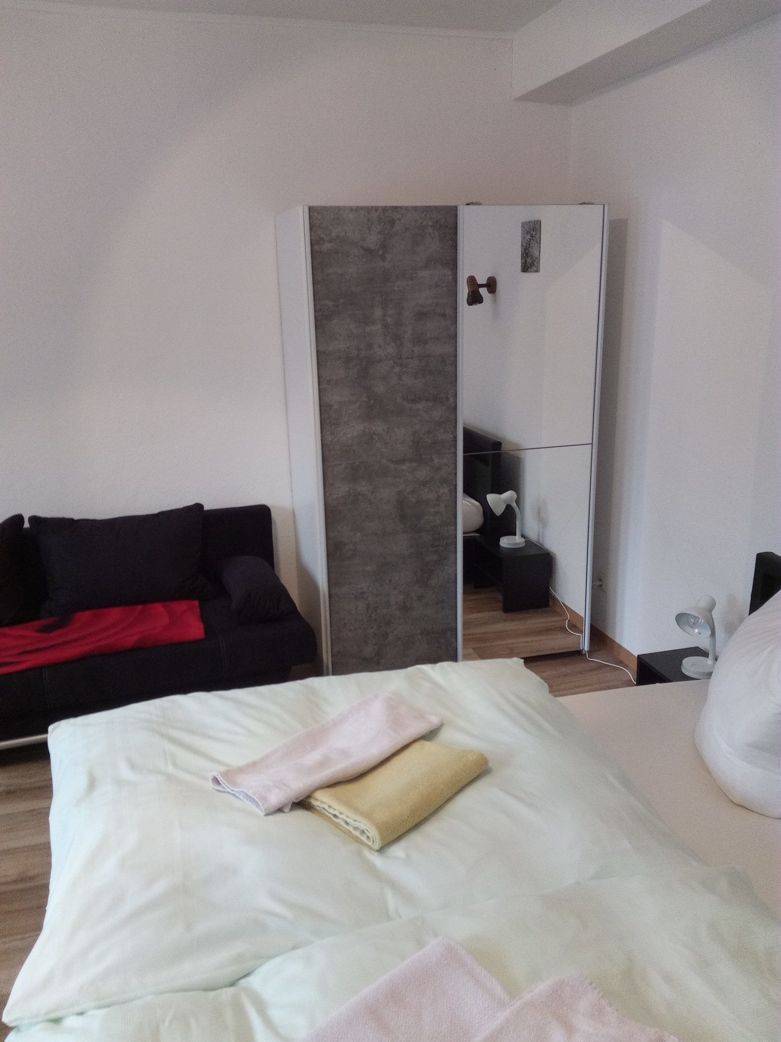 Chambres insonorisées, Wi-Fi gratuit, draps fournis