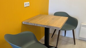 Wi-fi (inkludert) og sengetøy