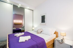 别墅 (5-Bedroom Villa with Two Pools) | 5 多间卧室、熨斗/熨衣板、婴儿床、床单