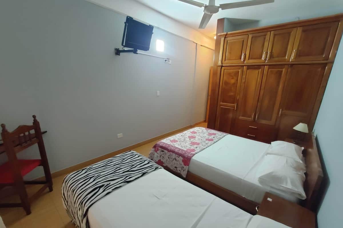 Classic Triple Room | Bed sheets