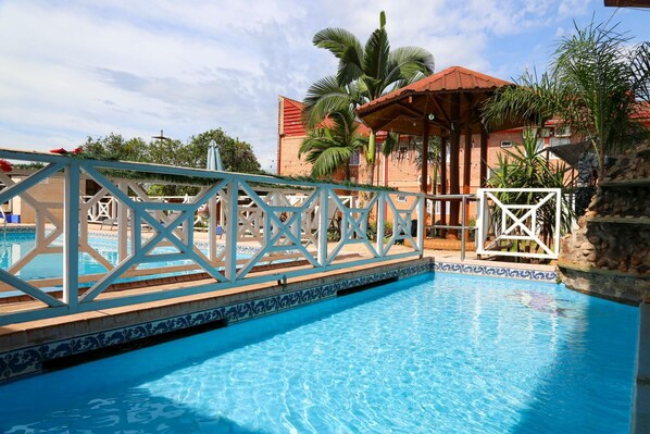 Seasonal outdoor pool - Hotel Amatista (Wanda)