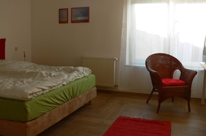 Residenza Basic (incl.150EUR cleaning&16EUR laundryFee) | 7 camere, con stile personalizzato, tende oscuranti, Wi-Fi gratuito