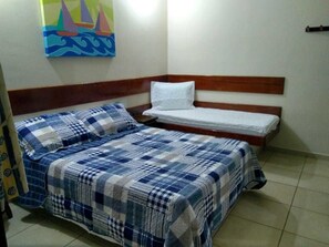 Triple Room | Minibar, free WiFi, bed sheets - Pousada Praia D'Azul (Angra dos Reis)