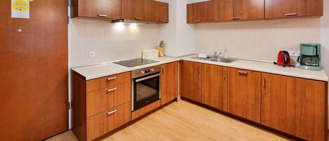 Kühlschrank, Ofen, Geschirrspüler