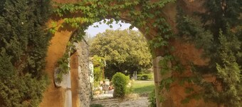 Le Mas des Escans