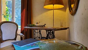 Chambre Double (Chambre des pierres) | Décoration personnalisée, ameublement personnalisé