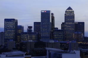 View from property - Citadel Residences Hoey Court (London)