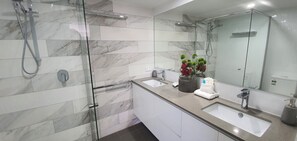 Dusche, Haartrockner