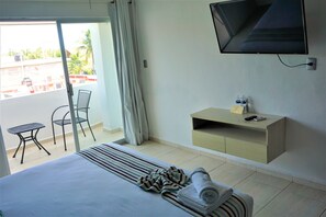 Iron/ironing board, free WiFi, bed sheets - Mar Bohemio (Isla Mujeres)