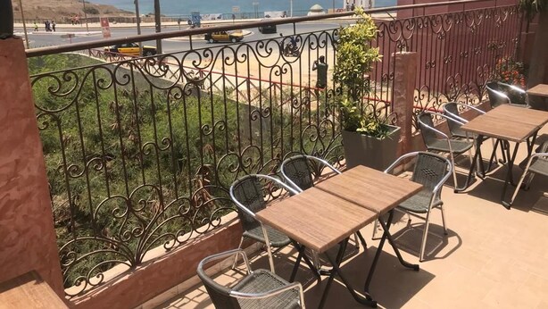 Terrace/patio - La Corne d'Or (Dakar)