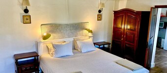 Integrated apartment numa casa do séc. XVI no Historic center of Estremoz.