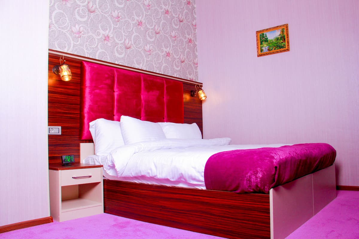 Standard Double Room | In-room safe, individually decorated, desk, laptop workspace