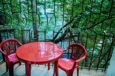 Golden Globus Hostel