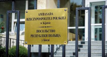 Golden Globus Hostel