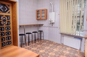Shared fridge, microwave - Golden Globus Hostel (Kyiv)
