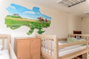In-room safe, iron/ironing board, free WiFi - Globus Lipki Hostel (Kyiv)