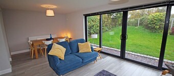 Malone Premium Cottage City Centre Access