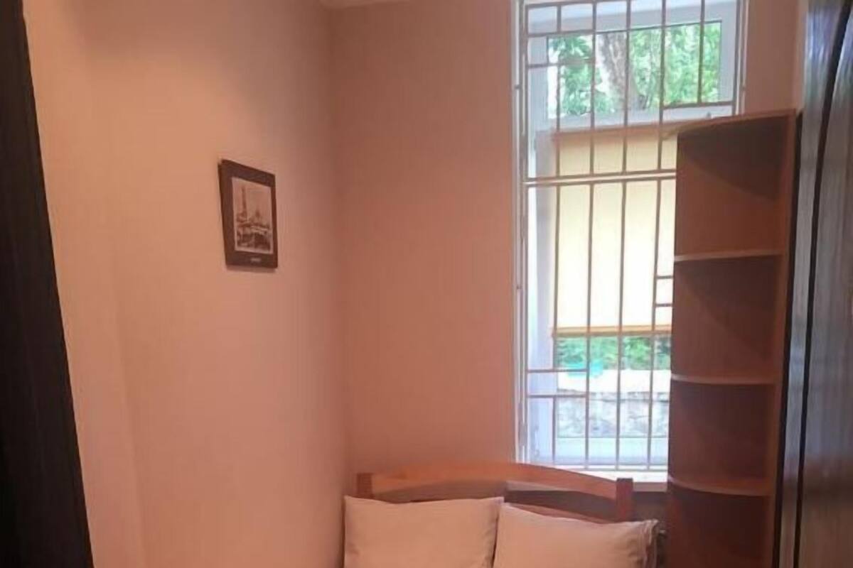 Single Room | Iron/ironing board, free WiFi, bed sheets