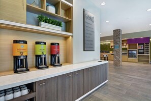 Lobby - Home2 Suites by Hilton Charleston Daniel Island (Charleston)