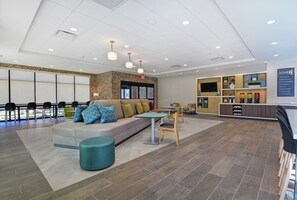 Lobby - Home2 Suites by Hilton Charleston Daniel Island (Charleston)