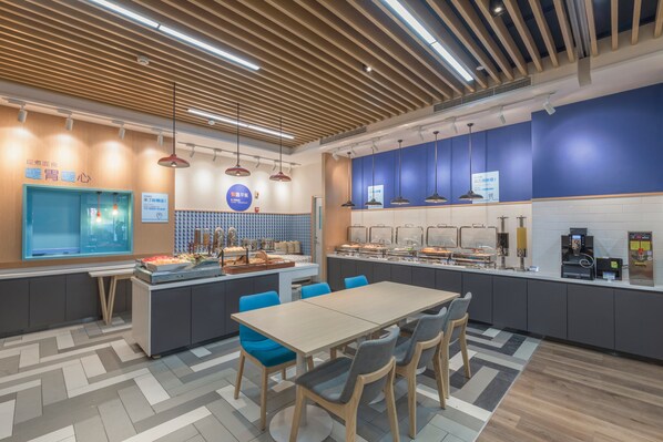 Restaurant - Holiday Inn Express Shanghai Jiading Center by IHG (Shanghai)