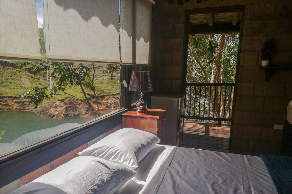 Blackout curtains, rollaway beds, free WiFi, bed sheets