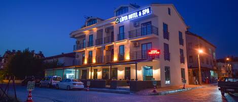 Front of property - evening/night