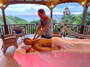 Spa - Between luxury and authenticity.  Beautiful sea view property, 100m from the beach. (Deshaies)