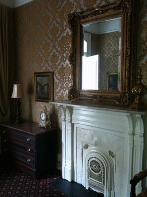 1 Bedroom Suite | Individually furnished, iron/ironing board, bed sheets