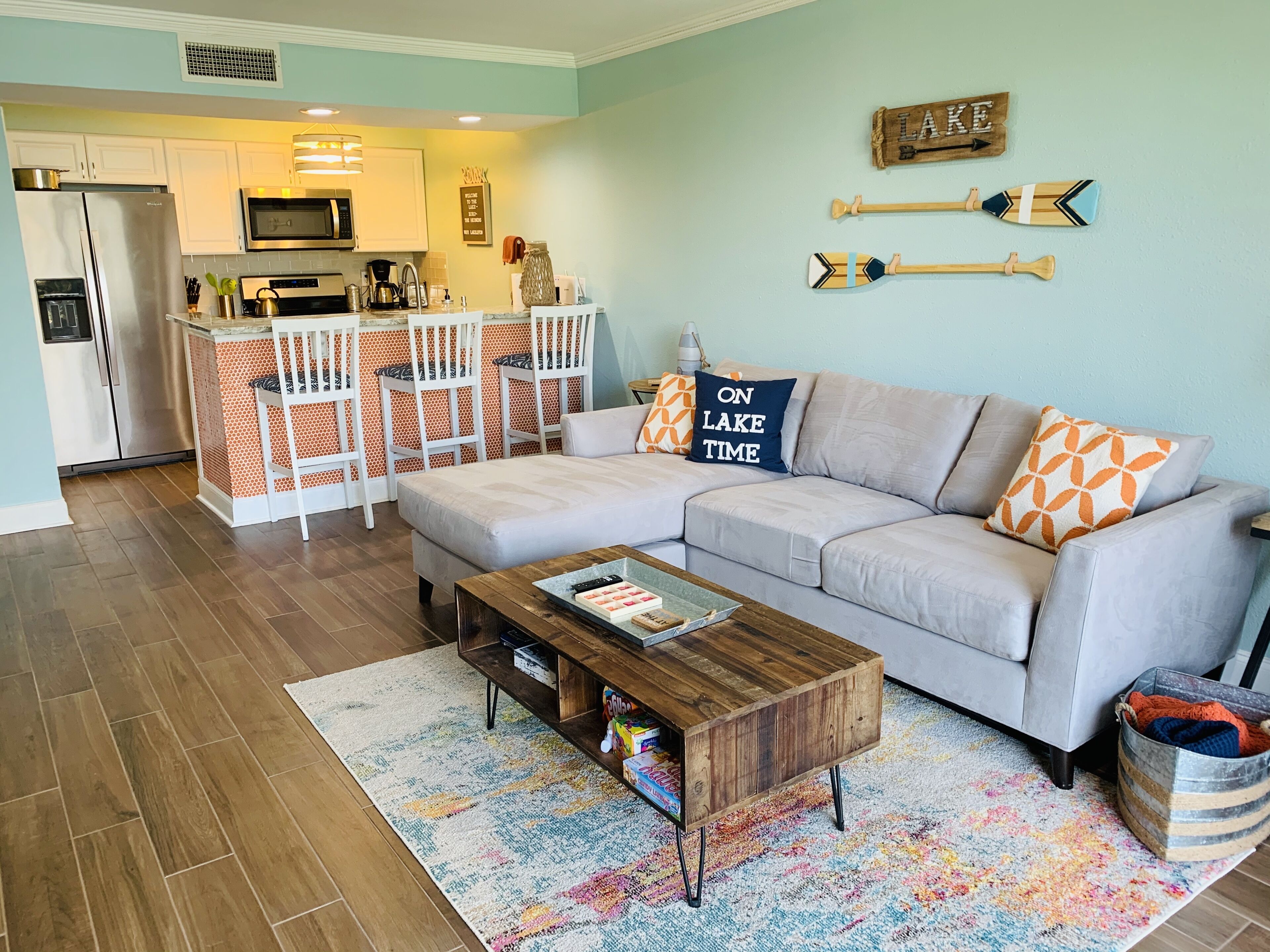 智能电视、电脑显示器