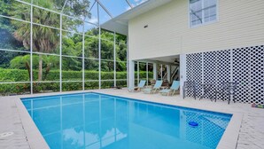 House, Multiple Beds (Florida-style home with pool and step) | Pool | A heated pool - Florida-style Home With Pool and Steps to Beach (Marco Island)