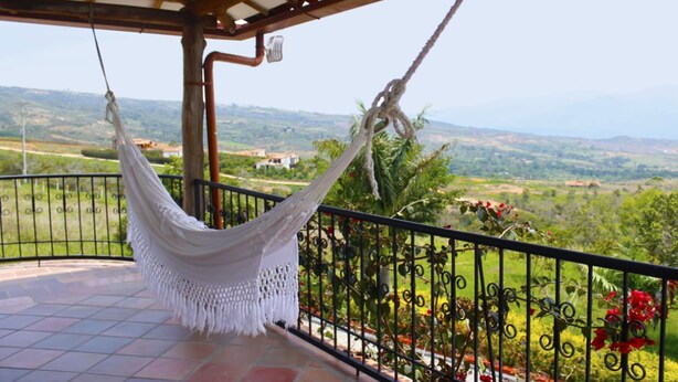 Rumah | Pemandangan balkon