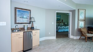 Interior - Bayside Condo With View of Gulf - Unit Crb0214 (Orange Beach)