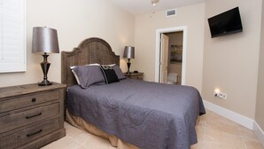 Condo, Multiple Beds, Private Pool, Ocean View - Media Room With Wraparound Views - Unit Crc0302 (Orange Beach)