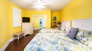Condo, Multiple Beds, Kitchen