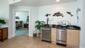 Condo, várias camas, sacada, vista para o oceano | 3 quartos