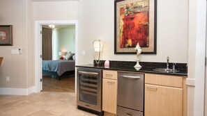 Condo, varias camas, alberca privada, vista al océano | 2 habitaciones