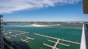 Beach/ocean view - Two Bedroom With Majestic Bay Views - Unit Crc1201 (Orange Beach)
