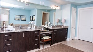 Unclassified image, 3 of 10, button - Updated and Relaxing Four Bedroom - Unit Tpc1701 (Orange Beach)