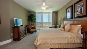 Unclassified image, 3 of 14, button - Views of the Gulf, Ono Island, and Perdido Bay - Unit Crd0510 (Orange Beach)