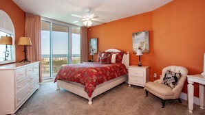 Unclassified image, 4 of 14, button - Views of the Gulf, Ono Island, and Perdido Bay - Unit Crd0510 (Orange Beach)