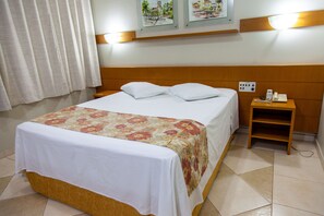 Luxury Single Room | Minibar, blackout curtains, free WiFi, bed sheets