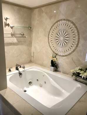 Bathroom - Luxury the grand apartment (Miami)