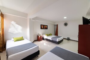 Standard Quadruple Room | Free WiFi, bed sheets